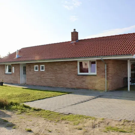 Familienfreundliches-ferienhaus-mit-whirlpool-sauna-und-ofen Nyaraló *