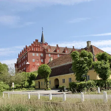 Familienfreundliches-ferienhaus-mit-whirlpool-sauna-und-ofen *