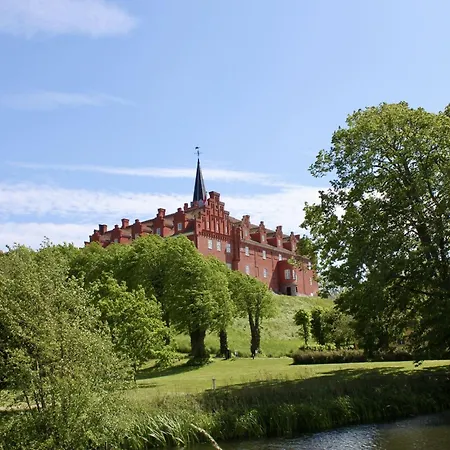 Familienfreundliches-ferienhaus-mit-whirlpool-sauna-und-ofen Feriehus
